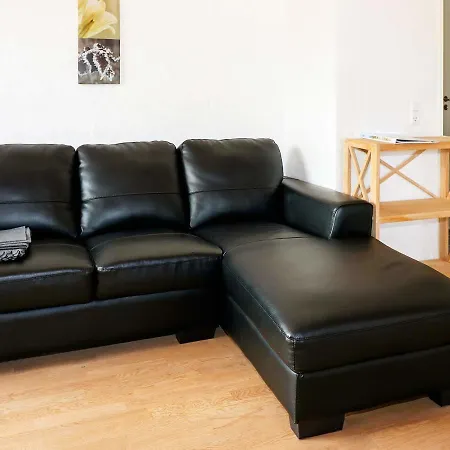 Three-bedroom Holiday In 10 Semesterbostad *
